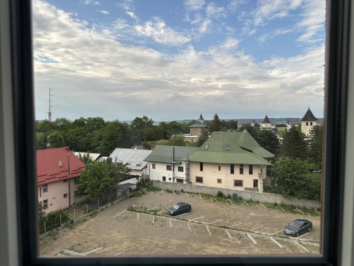 Apartament In Suceava, Zamca Lägenhet Exteriör bild
